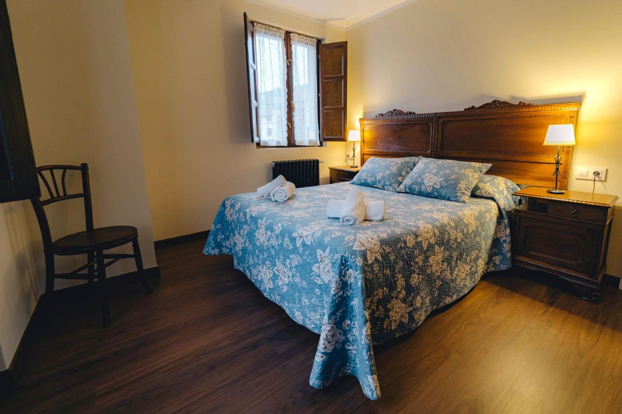 El Reinazu Villa Cangas de Onis Bagian luar foto
